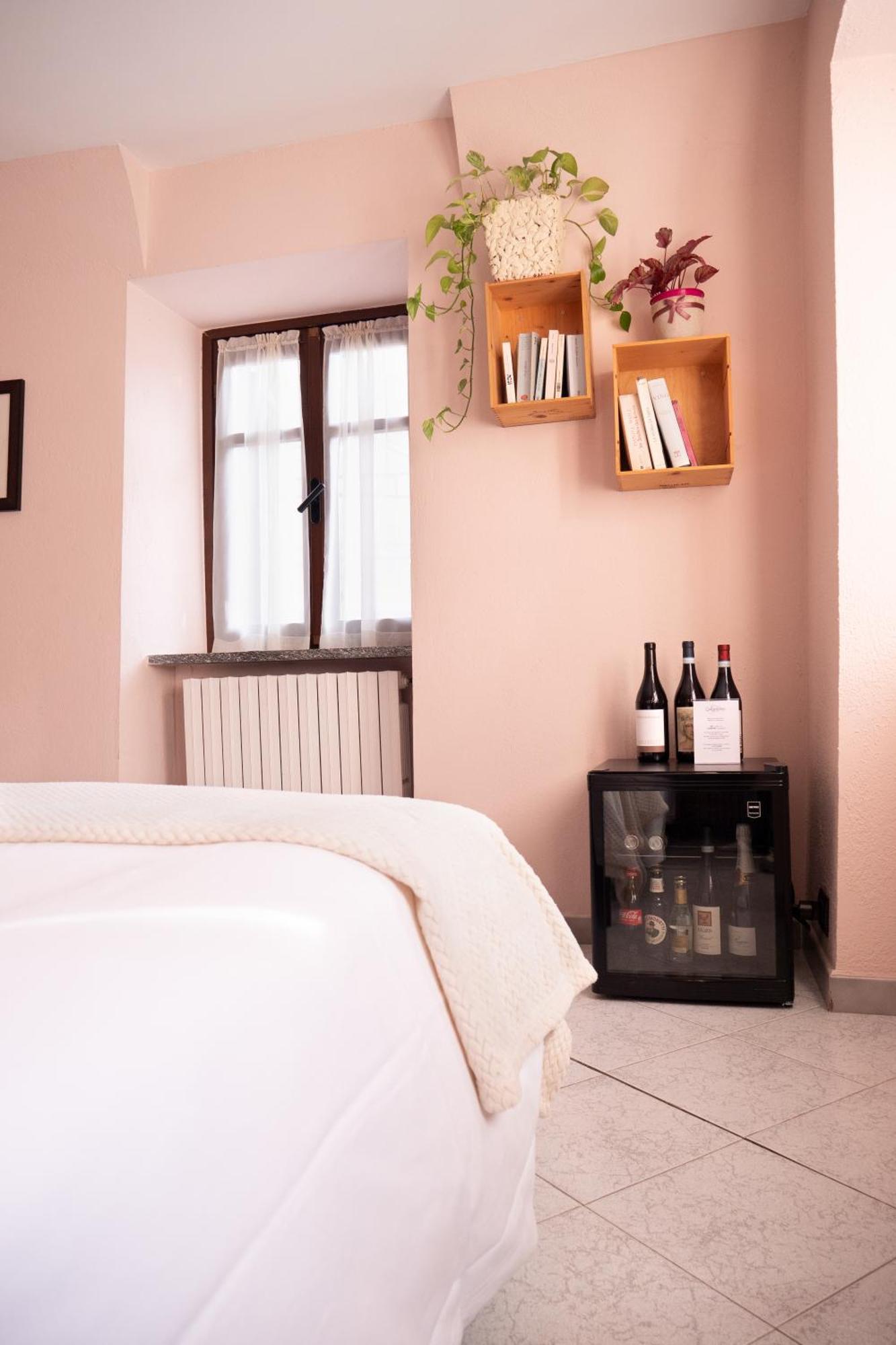 L'Aromatario Bed & Breakfast Neive Exterior photo